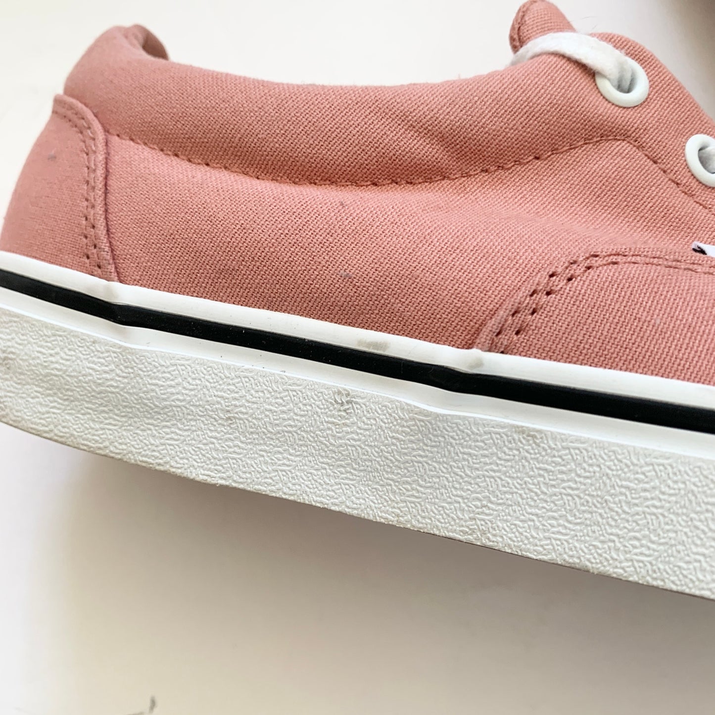 Vans Women's Doheny Canvas Pink Sneaker Skate Shoe 9