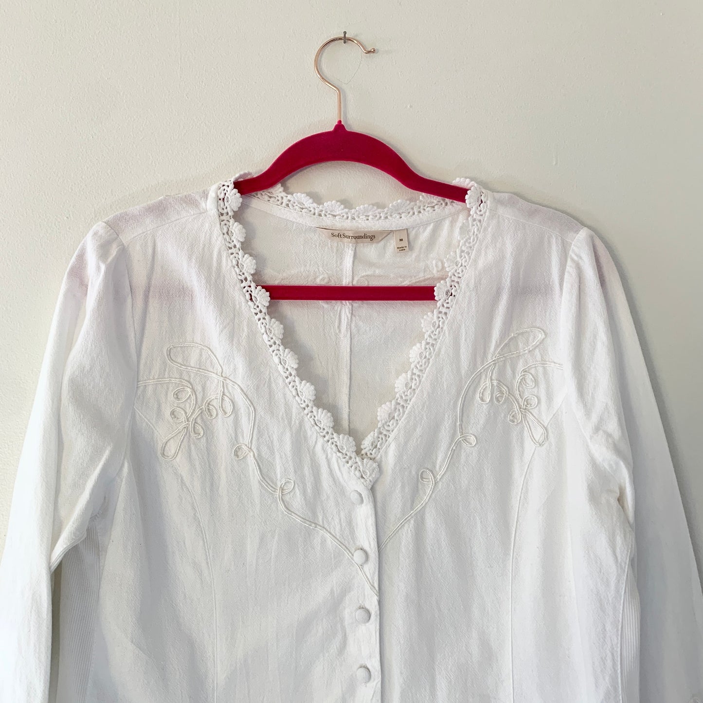 Soft Surroundings White Embroidered Boho Blouse Shirt Cotton Top Medium