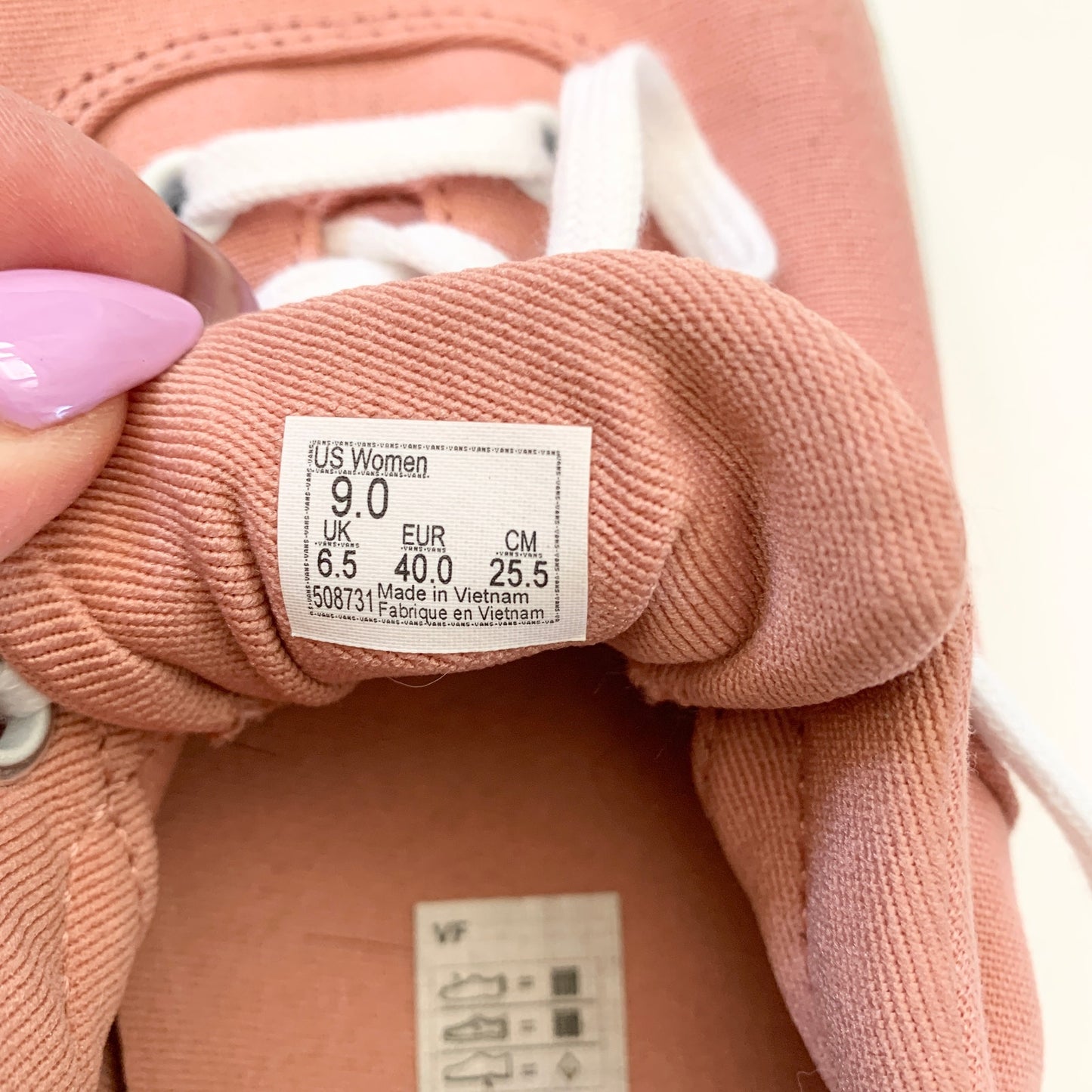 Vans Women's Doheny Canvas Pink Sneaker Skate Shoe 9