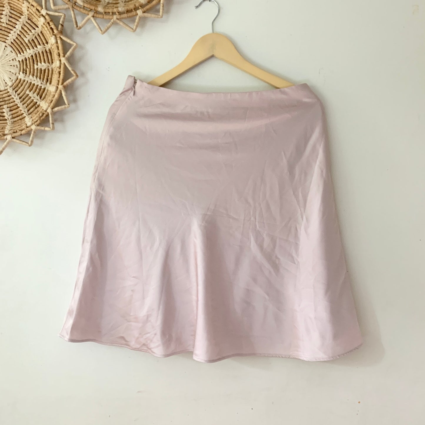 EXPRESS High Rise Washable Faux Silk Satin Midi Pink Skirt New Size 8