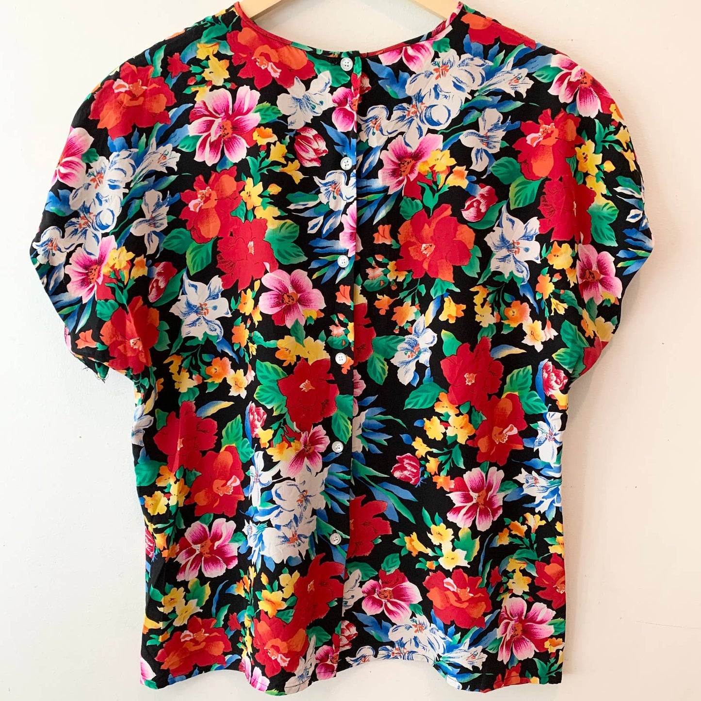 Vintage Liz Claiborne Red Floral Silk Button Back Blouse 10