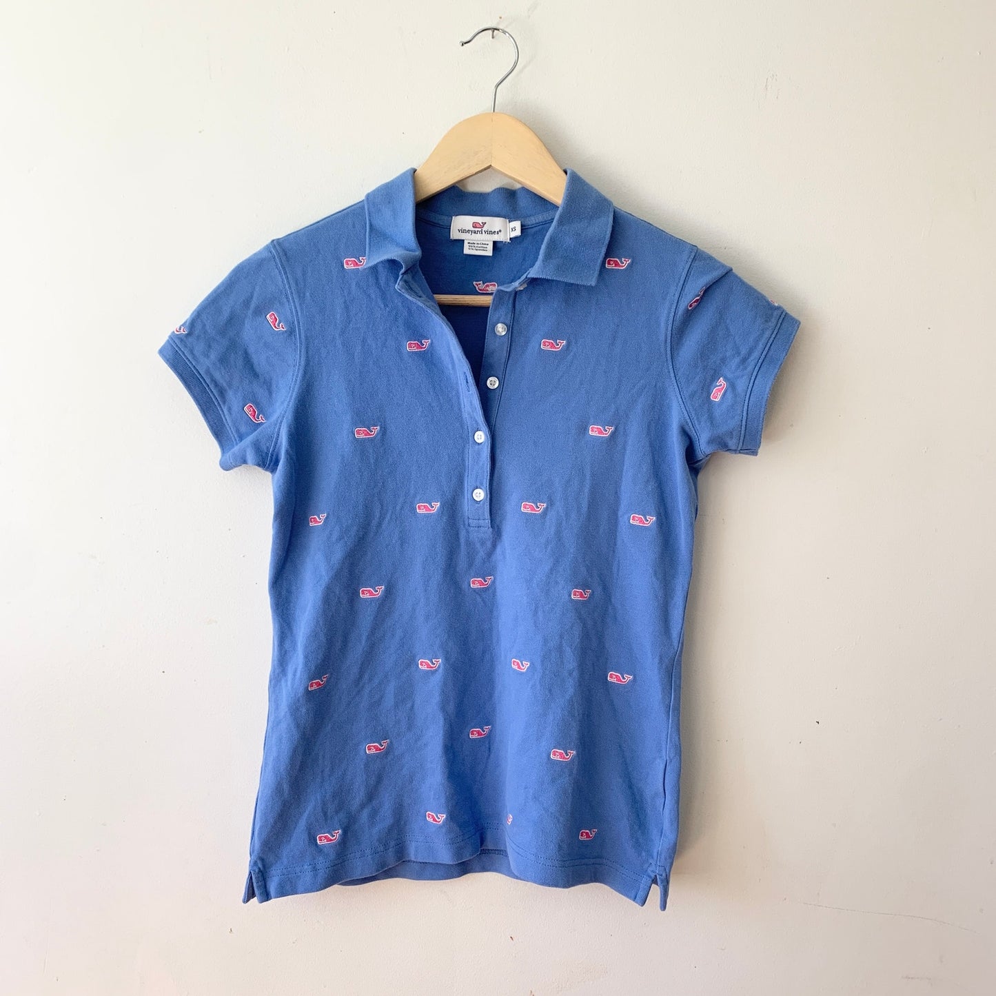 VINEYARD VINES Blue Pink Whale Print Polo Shirt Size XS