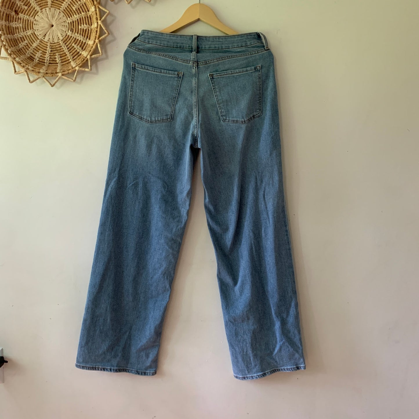 OLD NAVY High Rise Wow Wide Leg Light Wash Jeans 8