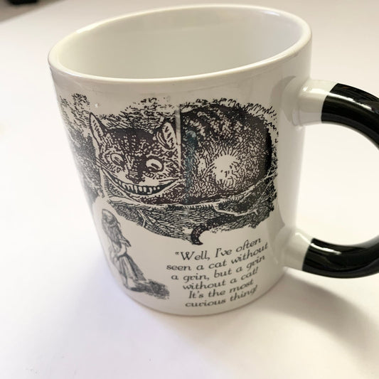 ALICE IN WONDERLAND Disappearing Cheshire Cat Unemployed Philosophers Guild Mug