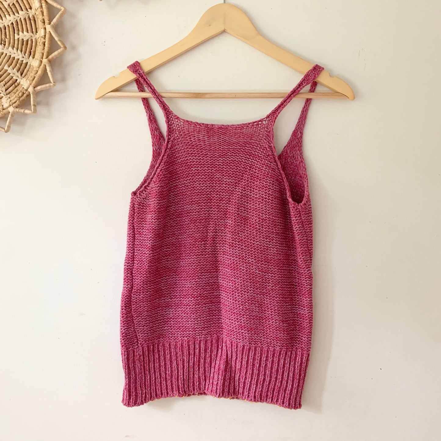 Anthropologie PILCRO Cropped Jenna Sweater Tank Pink Small