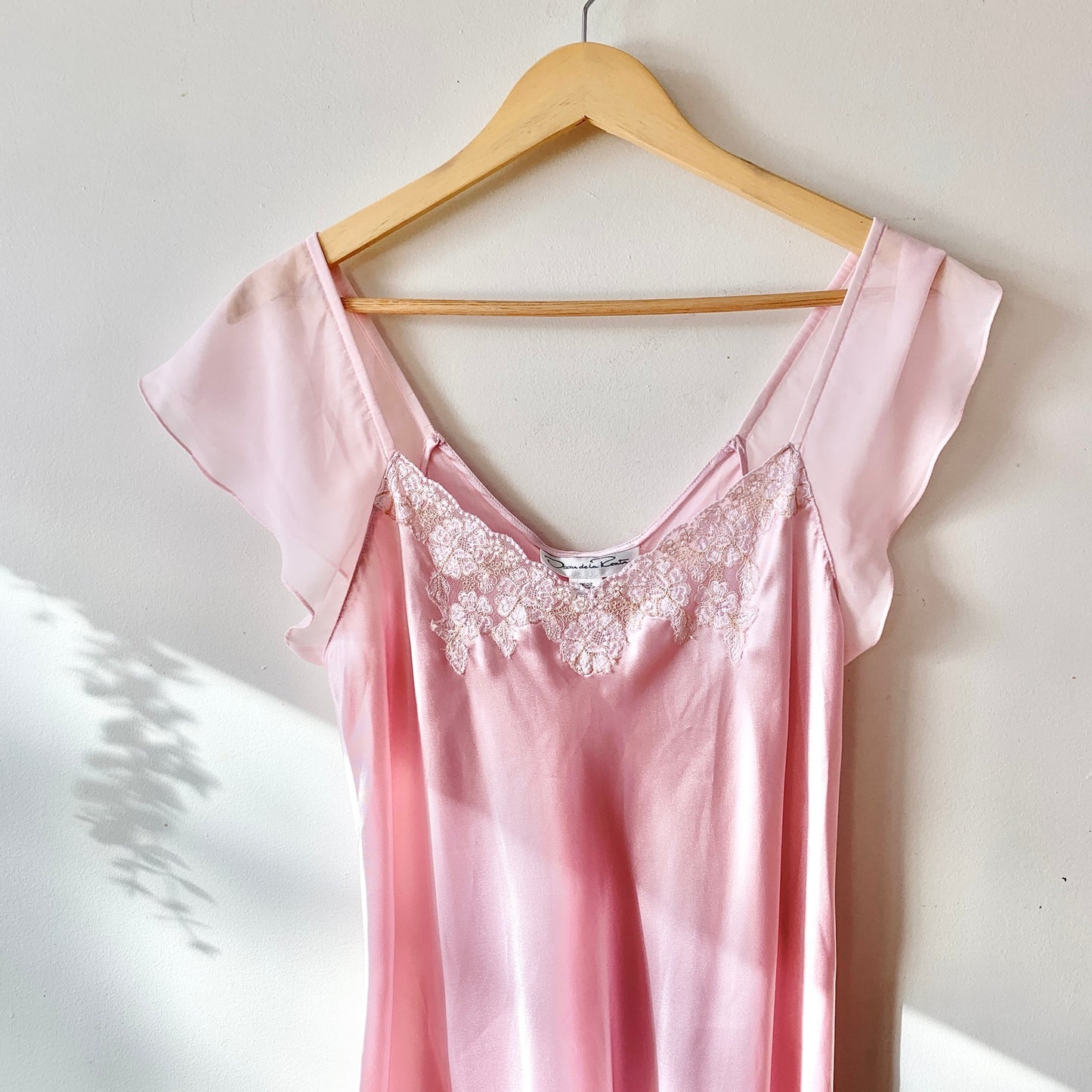 OSCAR DE LA RENTA Pink Satin Full Length Nightgown Slip Vintage