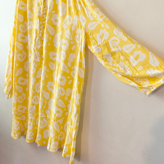Eloquii Elements Stencil Print Yellow White Floral Shift Dress Size 24