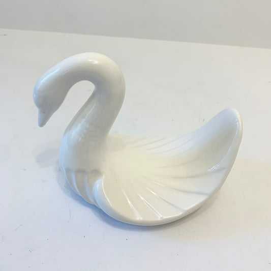 Vintage Ceramic White Swan Towel Cloth Holder Decor