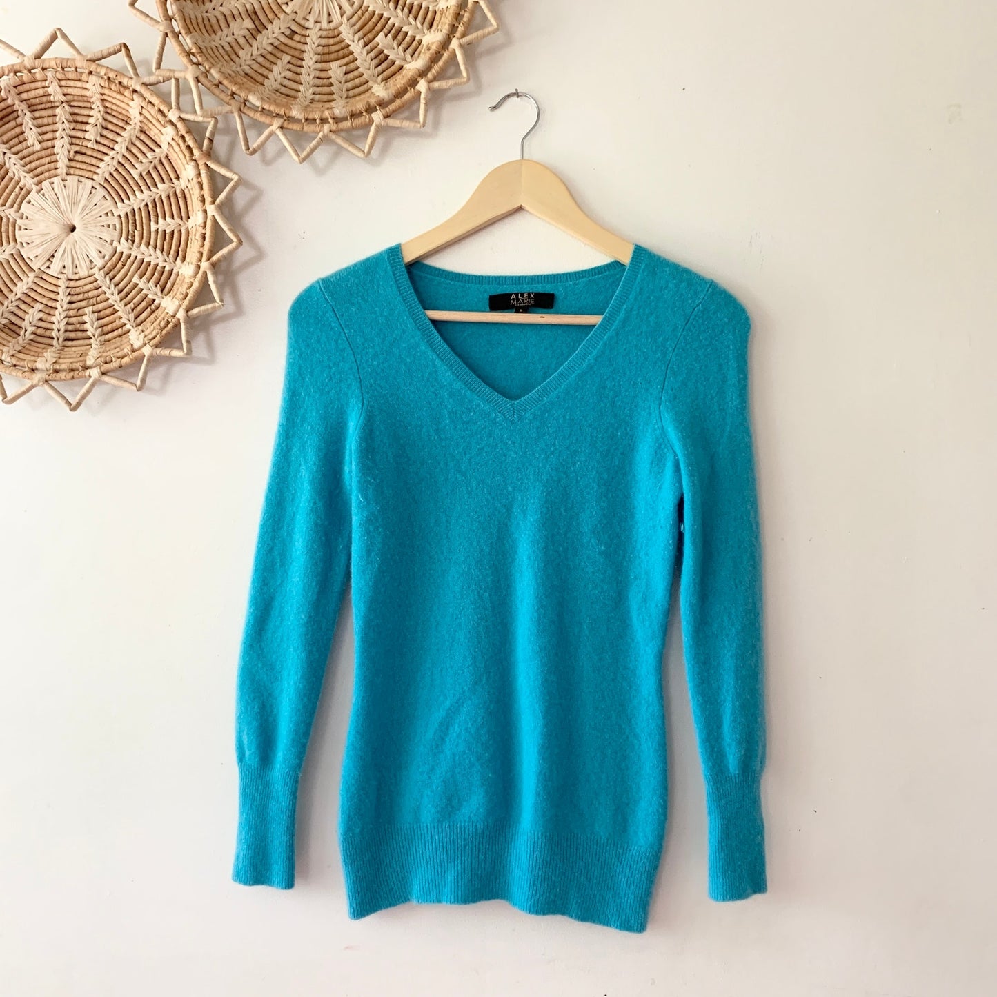 ALEX MARIE Blue V Neck Cashmere Sweater Small Shop Dina s Days