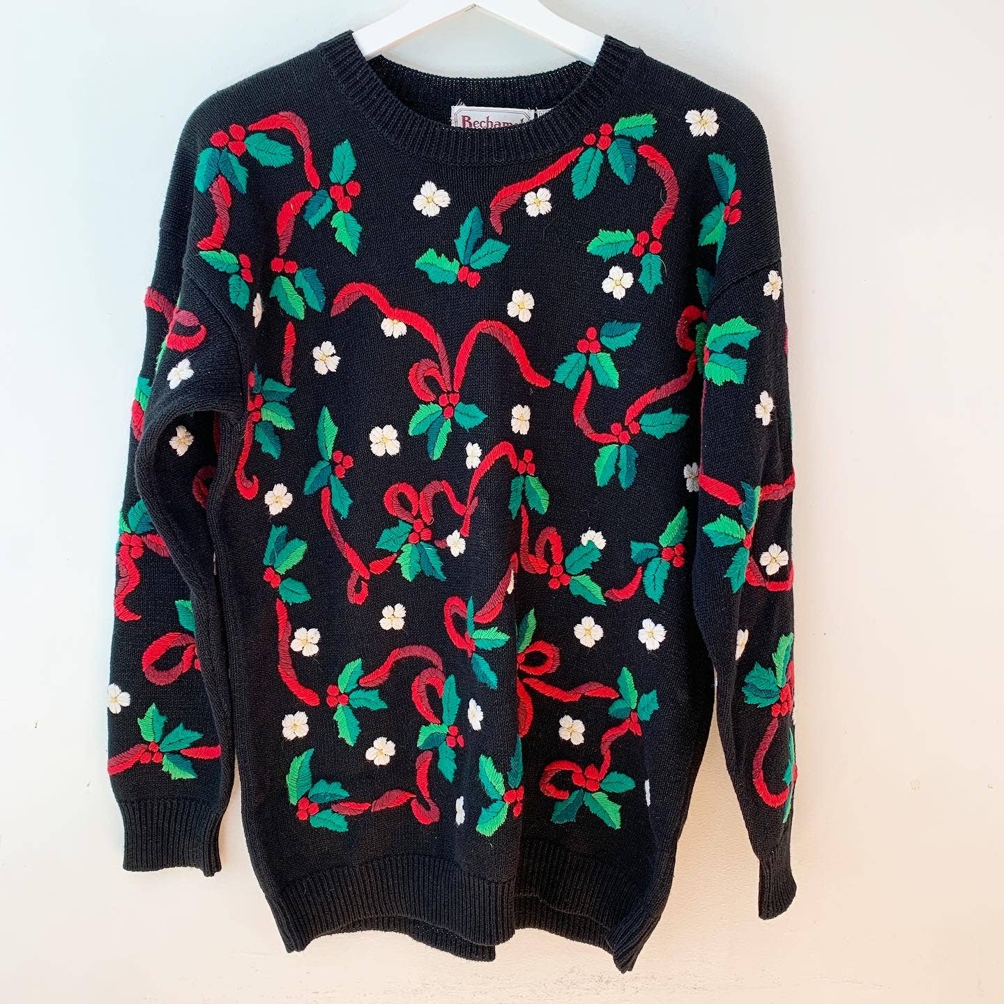 Vintage Bechamel Black Mistletoe Christmas Sweater 002