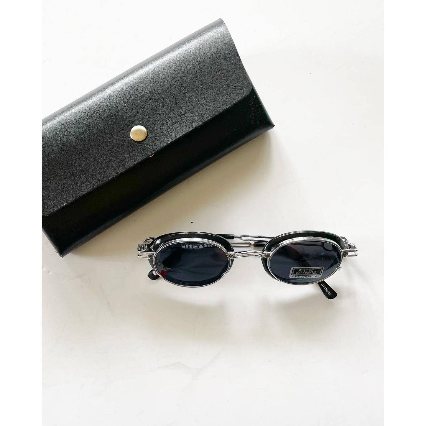 Vintage Black Silver Round Sunglasses