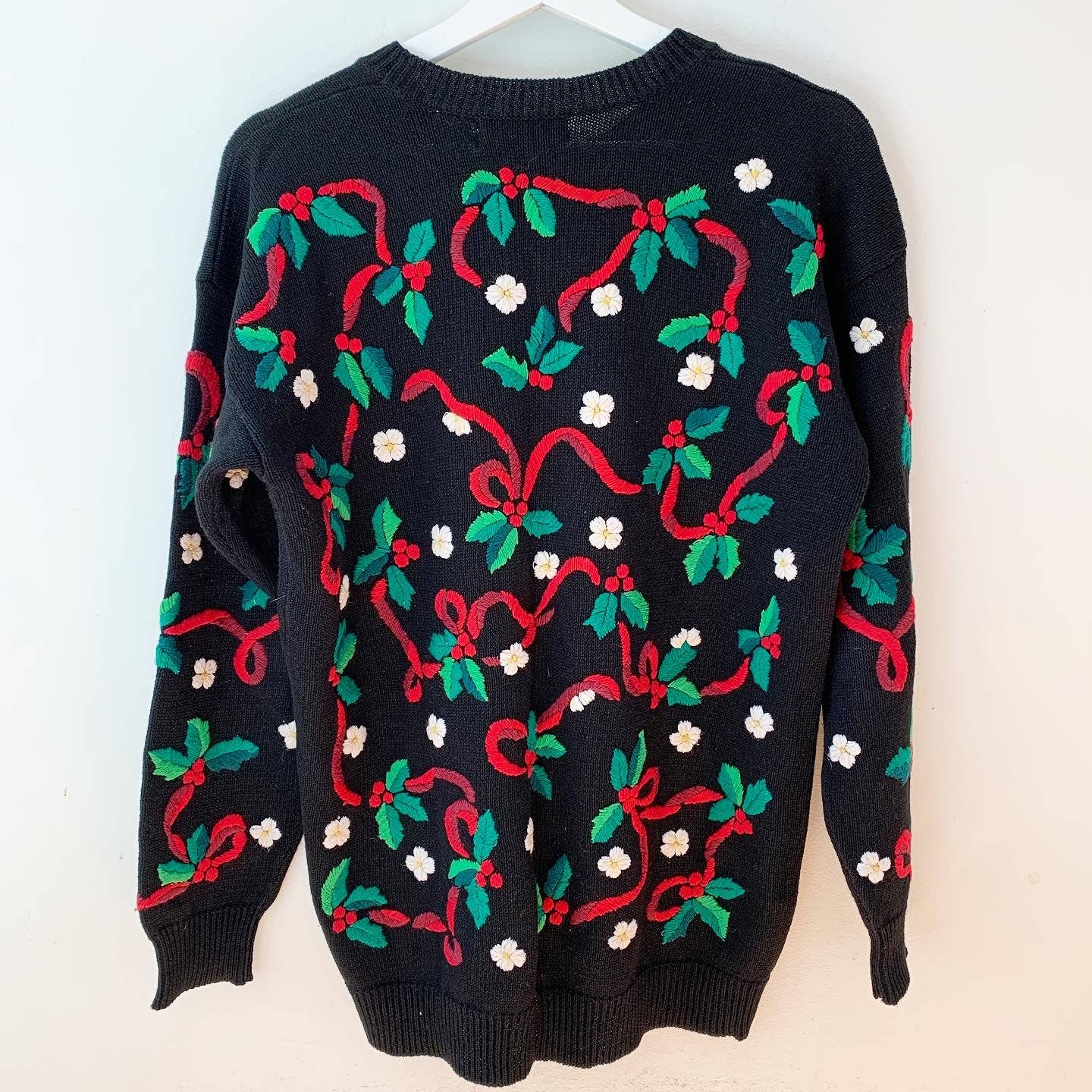 Vintage Bechamel Black Mistletoe Christmas Sweater 002