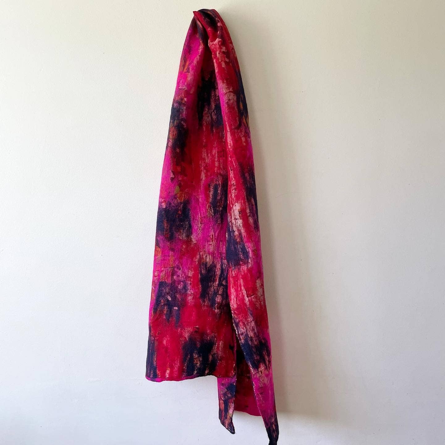 Nurbu Wool Silk Nepal Pink Scarf