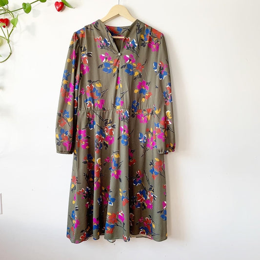 Vintage Multicolor Floral A-Line Green Plus Midi Long Sleeve 70s Dress