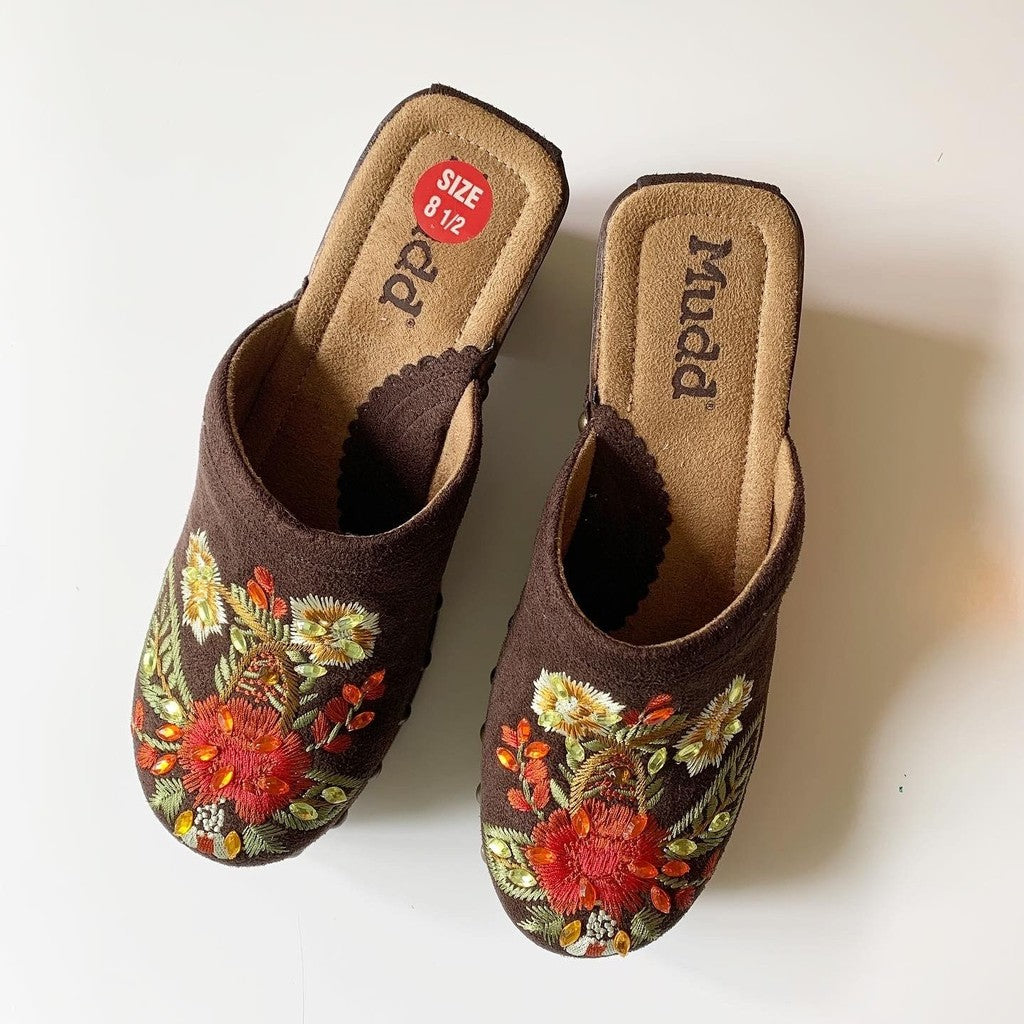 Mudd Panther Embroidered Floral Mule Clog