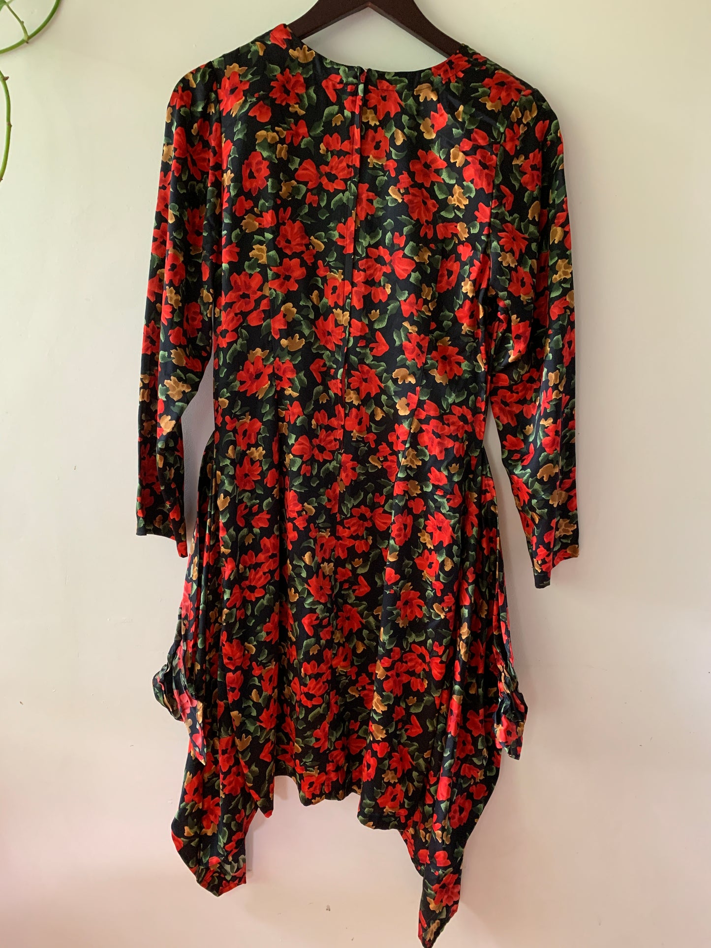 Vintage 1980s Mary Jo Bruno 100% Silk Floral Dress