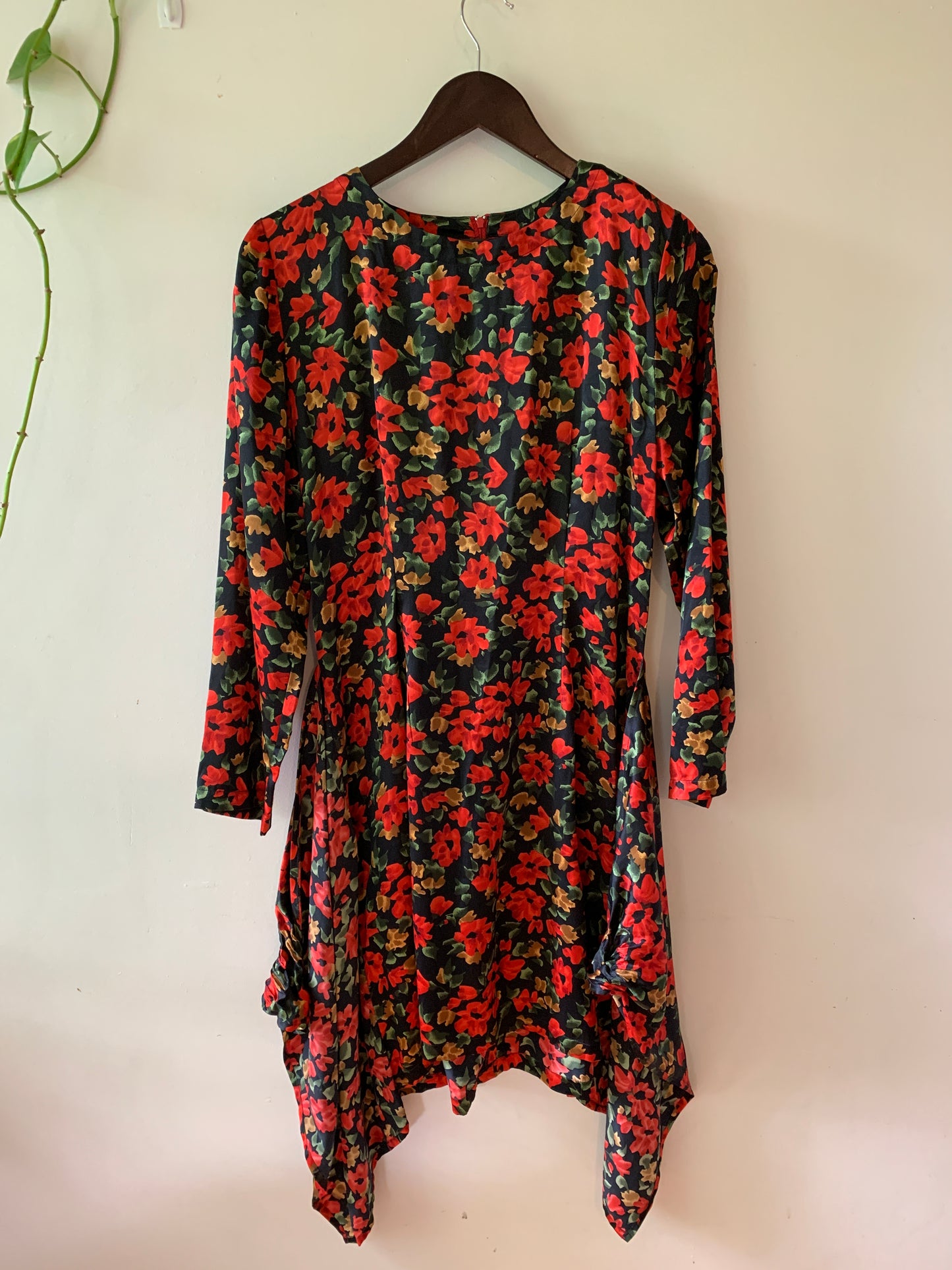 Vintage 1980s Mary Jo Bruno 100% Silk Floral Dress
