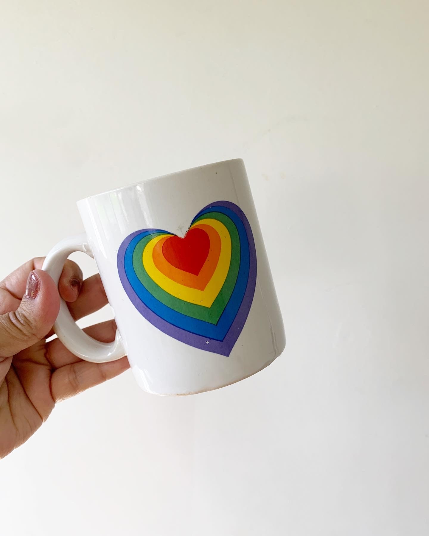 Vintage Rainbow White Heart Mug