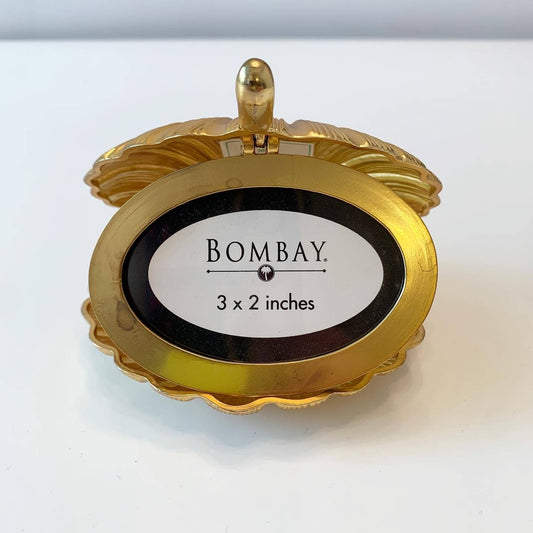 Bombay Gold Brass Sea Shell Mini Frame with Closure