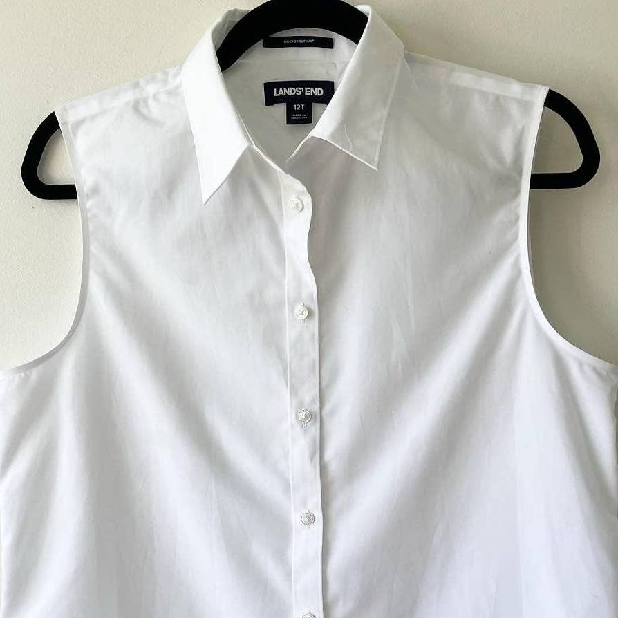 Lands End White Sleeveless Button Up Collared Shirt